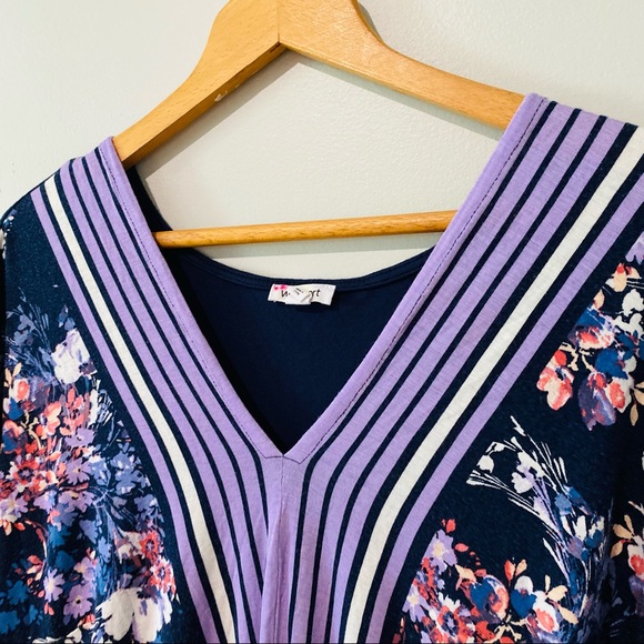 West Port Floral Top Plus Size 2X - Picture 2 of 7